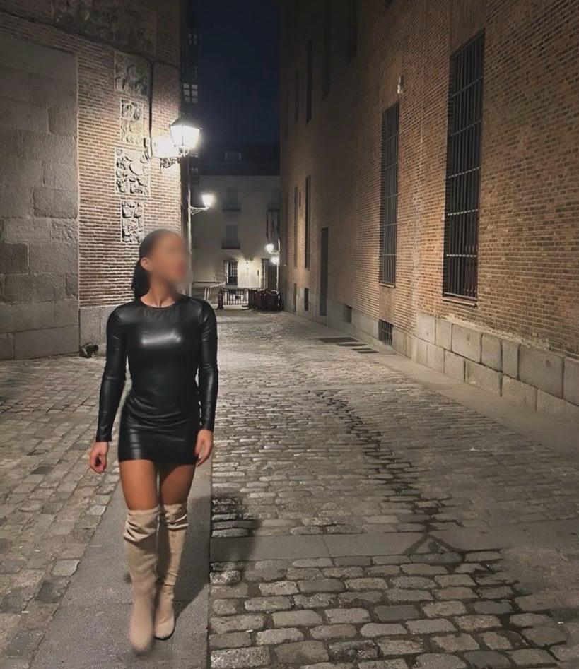 Chica busca chico en Tenerife: 