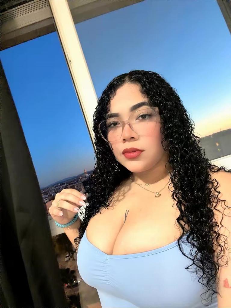 Chica busca chico en Alicante: 