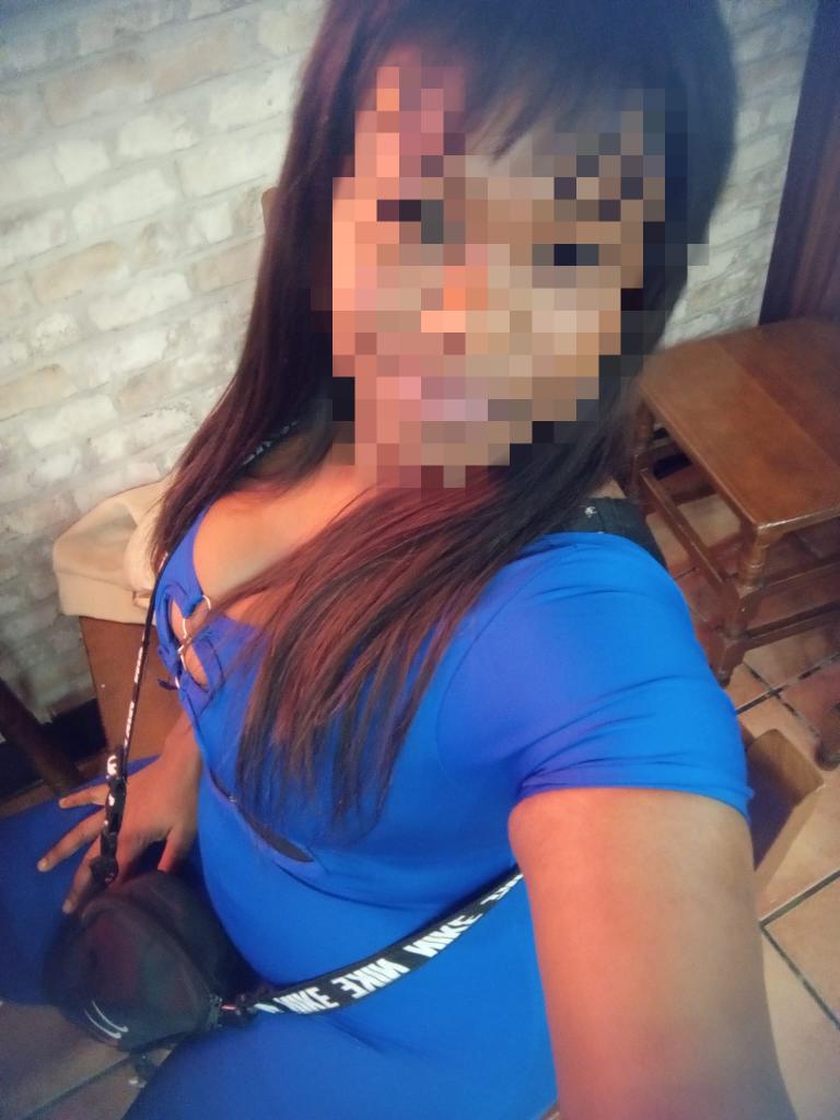 603291644: Chica busca chico en Barcelona