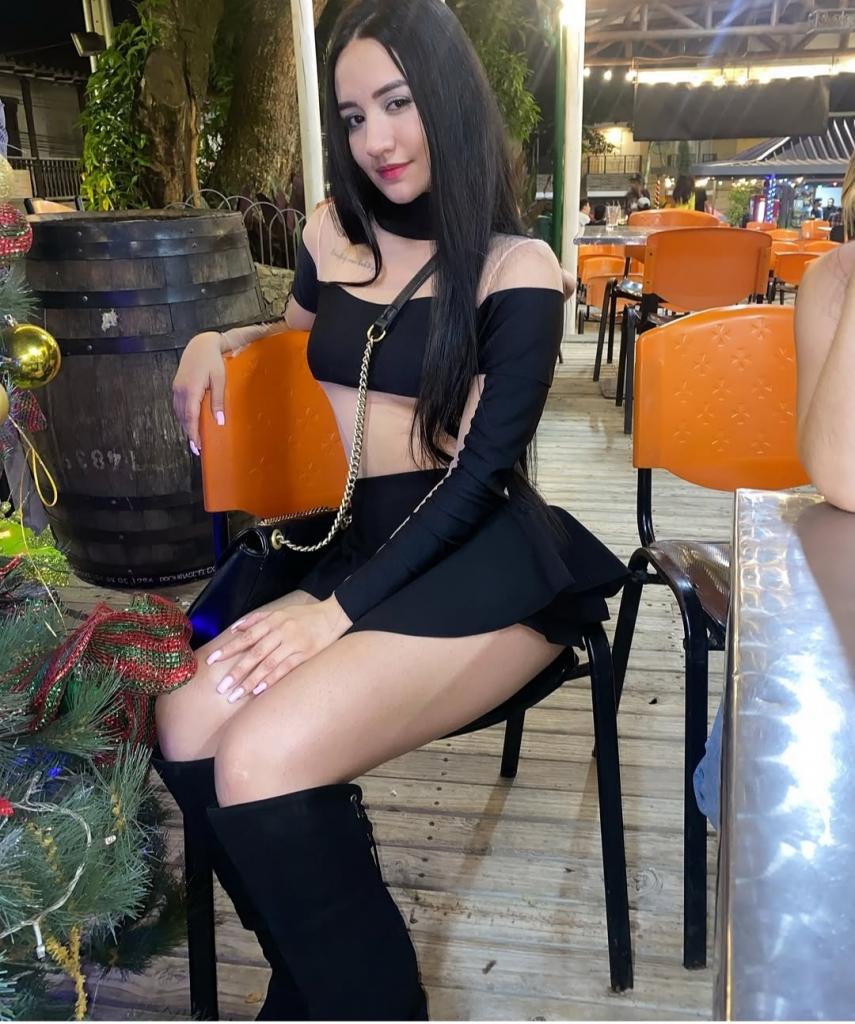 641986342: Chica busca chico en Mallorca