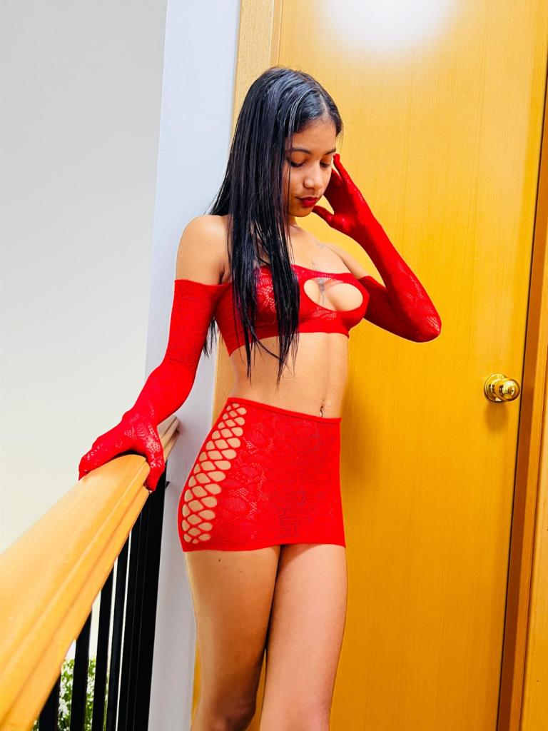 Chica busca chico en Almería: 