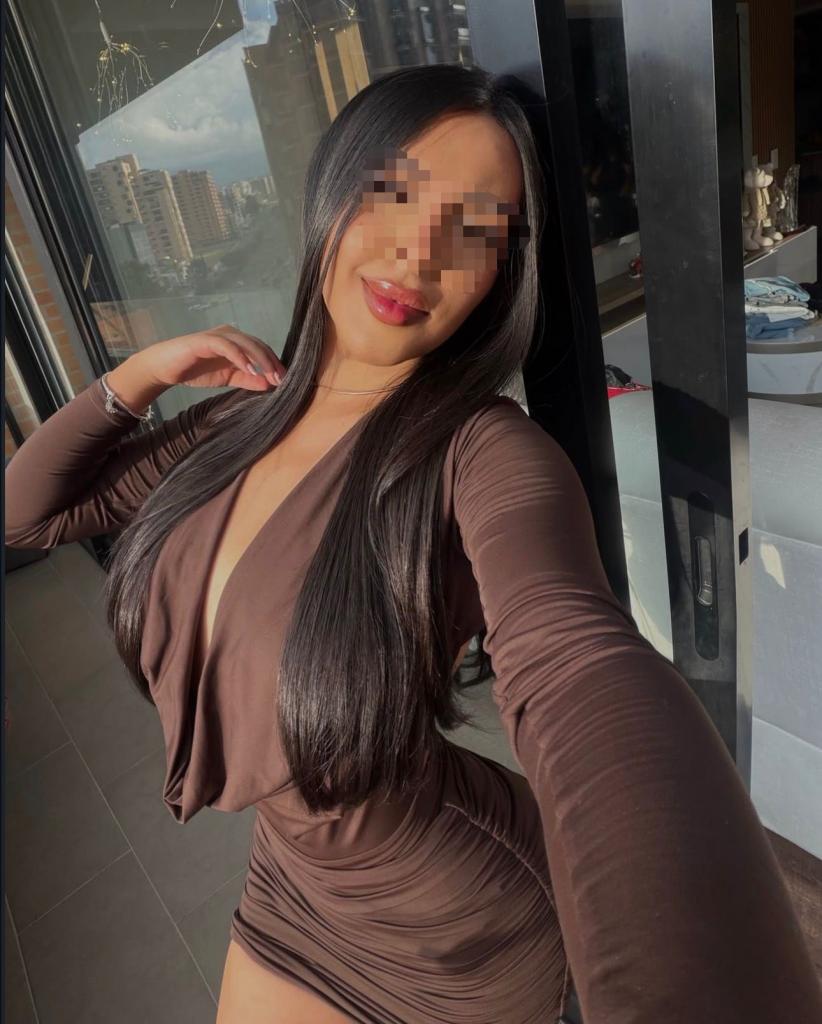 637167305: Chica busca chico en Menorca