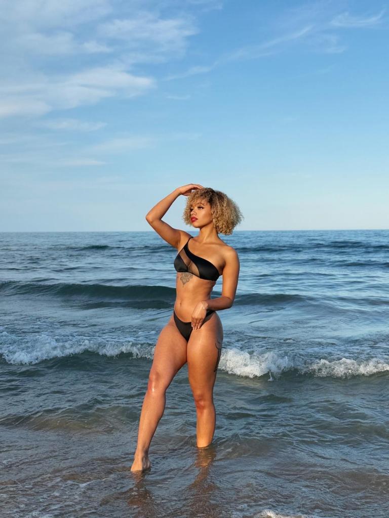 Chica busca chico en Sevilla: 