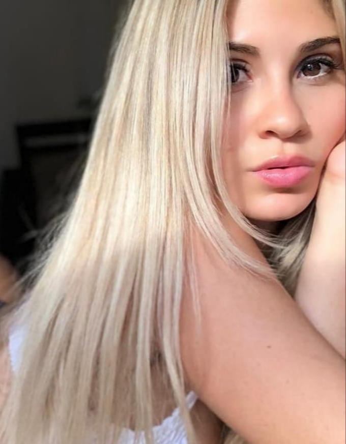 Chica busca chico en Teruel: 