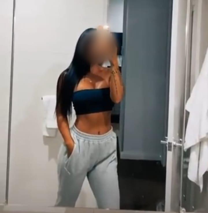 Chica busca chico en Tenerife: 