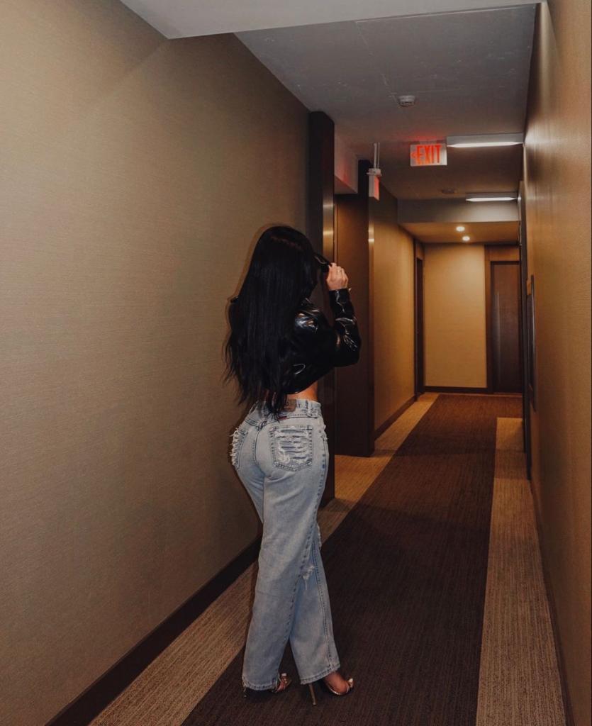 604182358: Chica busca chico en Lérida