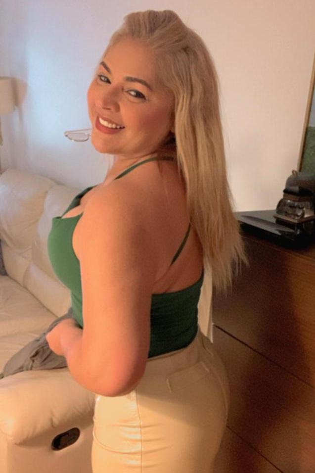 Chica busca chico en La Coruña: 