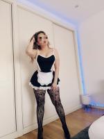 611389285: Chica busca chico en Madrid