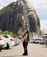 655699529: Chica busca chico en Granada