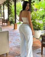 628486651: Chica busca chico en Menorca