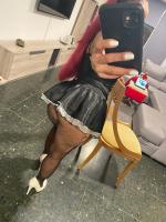 722465042: Chica busca chico en Barcelona