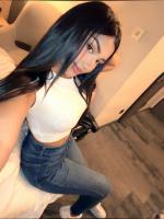 667759514: Chica busca chico en Sevilla