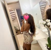 647322817: Chica busca chico en Cádiz