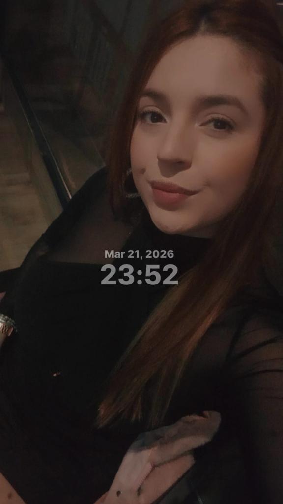 614813387: Chica busca chico en Pontevedra