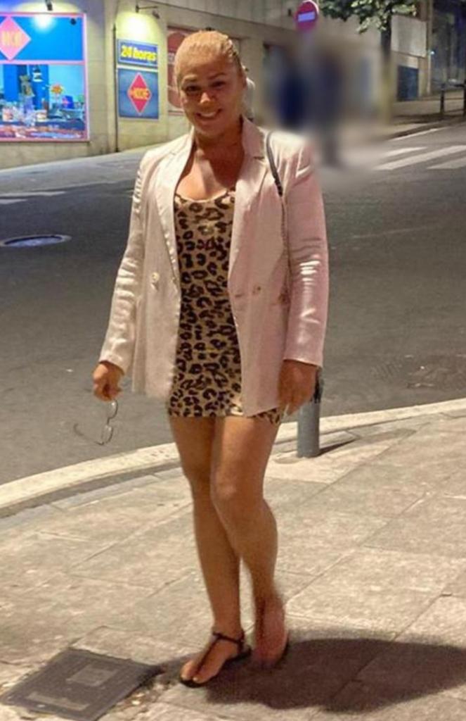 613384601: Chica busca chico en La Coruña