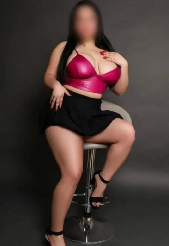 Chica busca chico en Cuenca: 