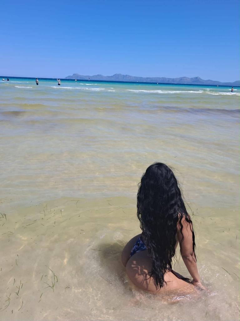Chica busca chico en Almería: 