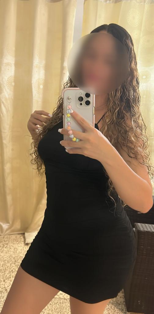 Chica busca chico en Ibiza: 