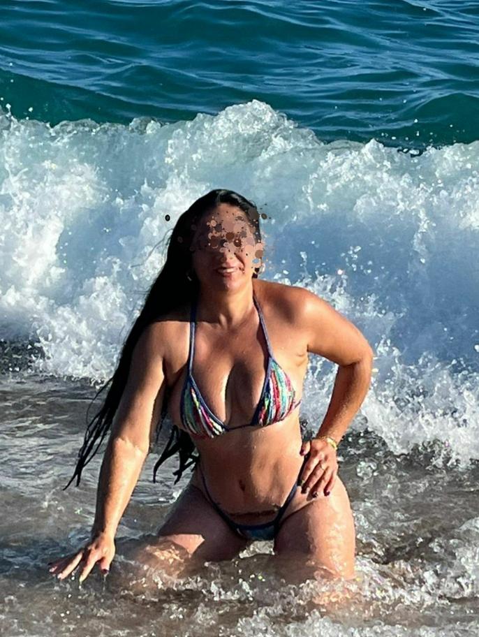 612238180: Chica busca chico en Navarra