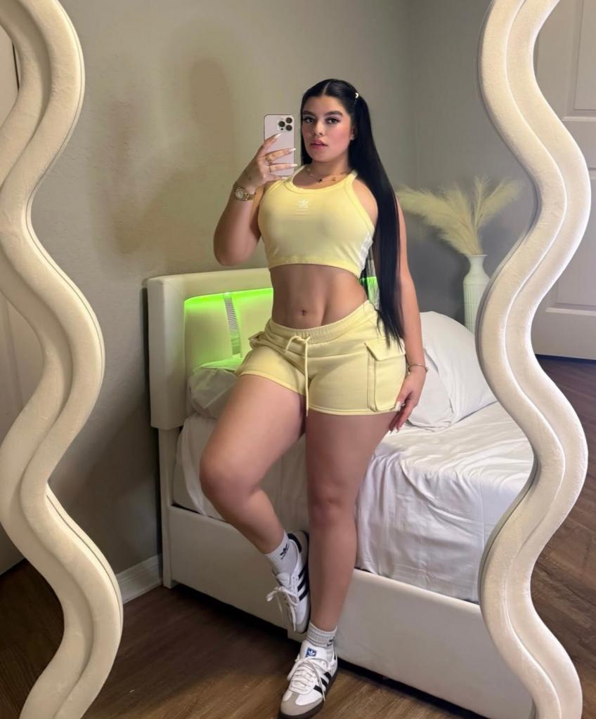 632066500: Chica busca chico en Barcelona