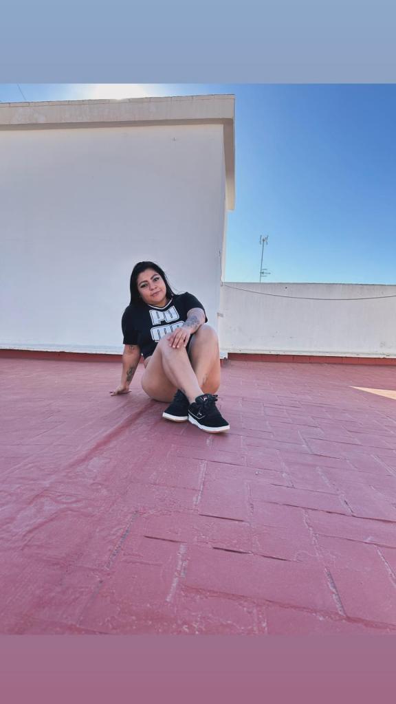 Chica busca chico en Barcelona: 