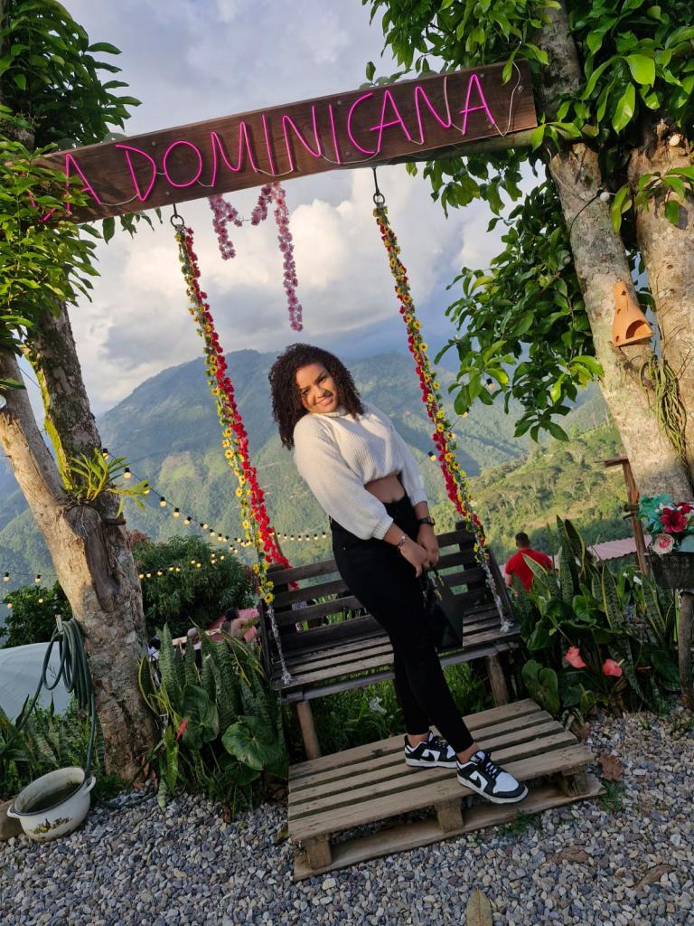 612456911: Chica busca chico en Alicante