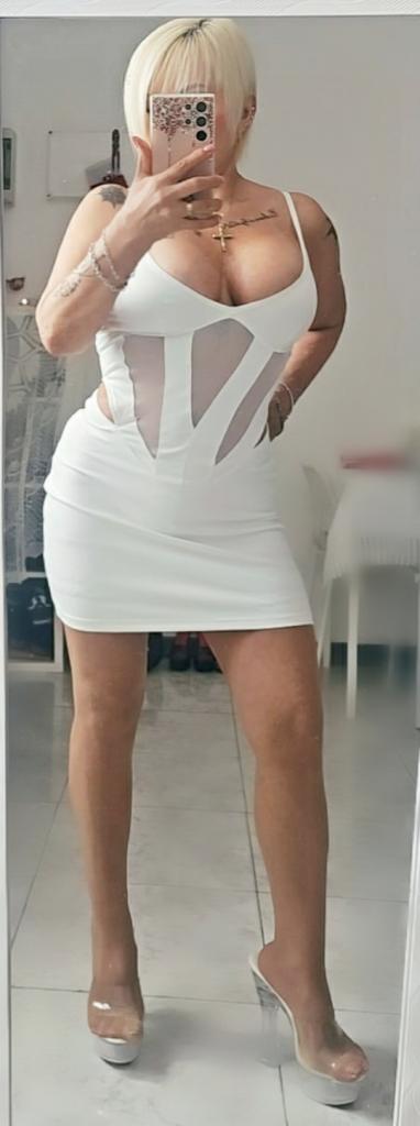 624774031: Chica busca chico en La Coruña
