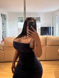 631473366: Chica busca chico en Alicante