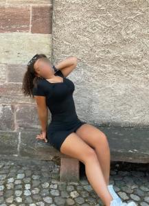742082911: Chica busca chico en Murcia