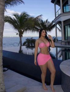 632066500: Chica busca chico en Barcelona