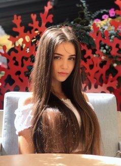 642995674: Chica busca chico en Alicante