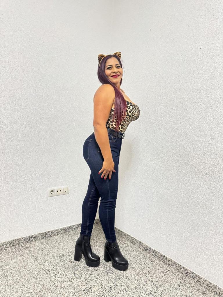 610633262: Chica busca chico en Córdoba