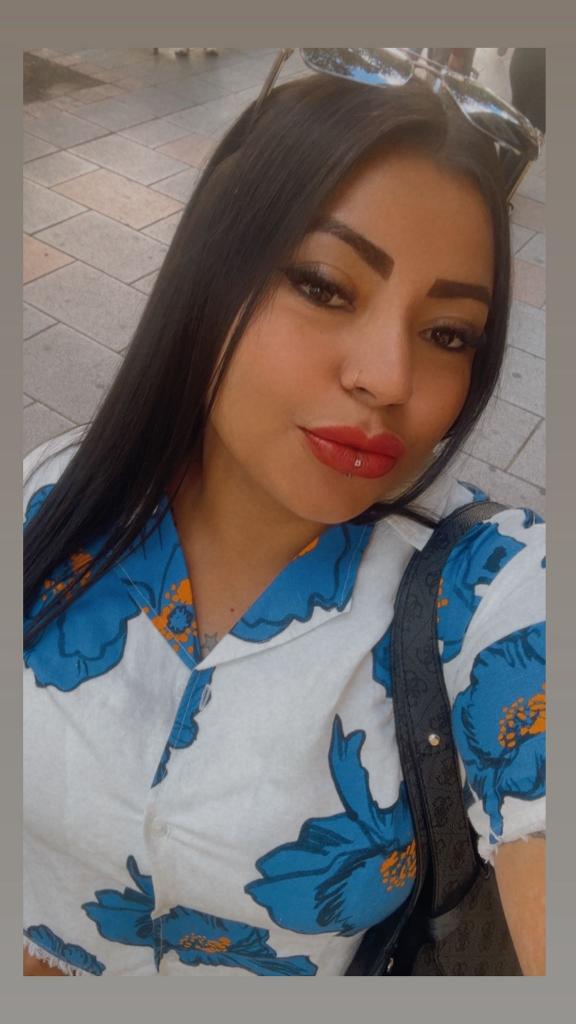 Chica busca chico en Barcelona: 