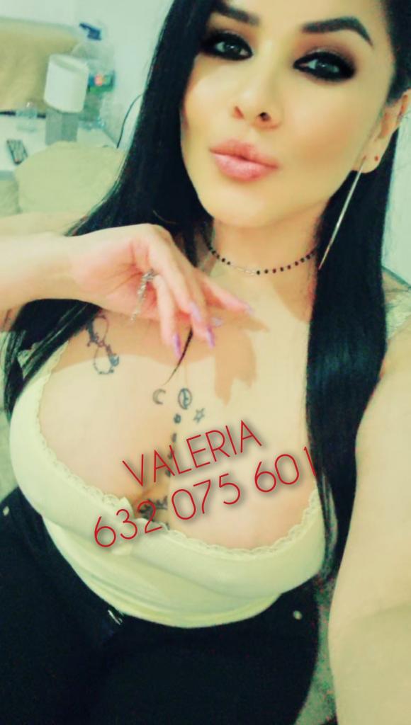632075601: Chica busca chico en Murcia