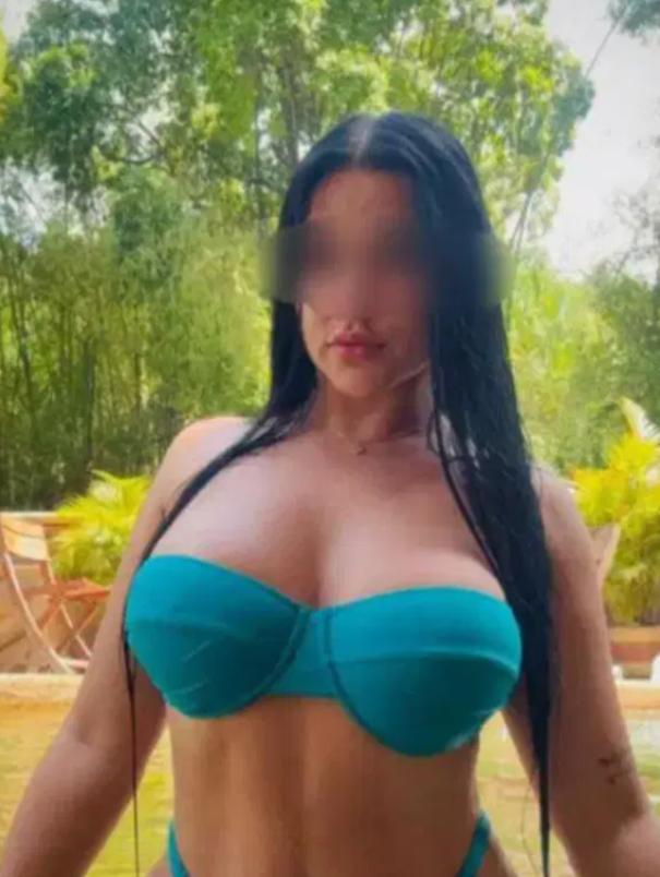 624527788: Chica busca chico en Navarra