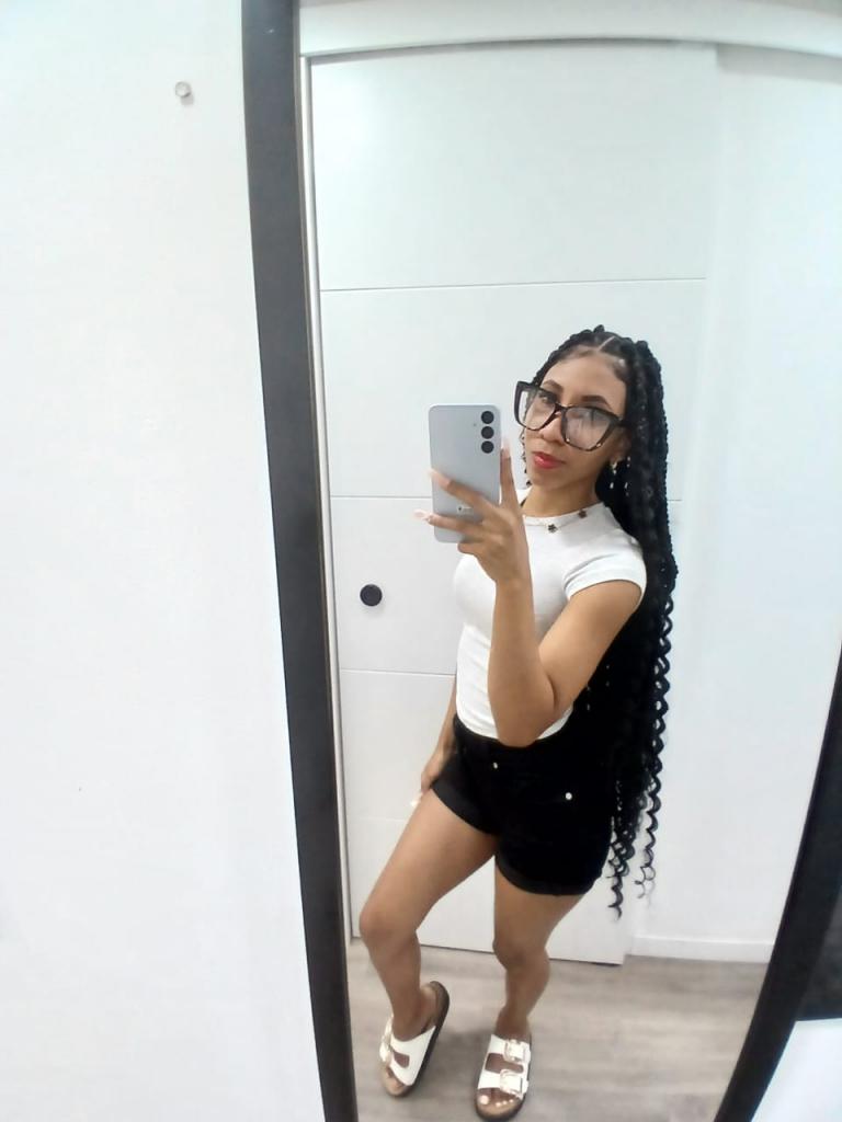 672728793: Chica busca chico en Las Palmas