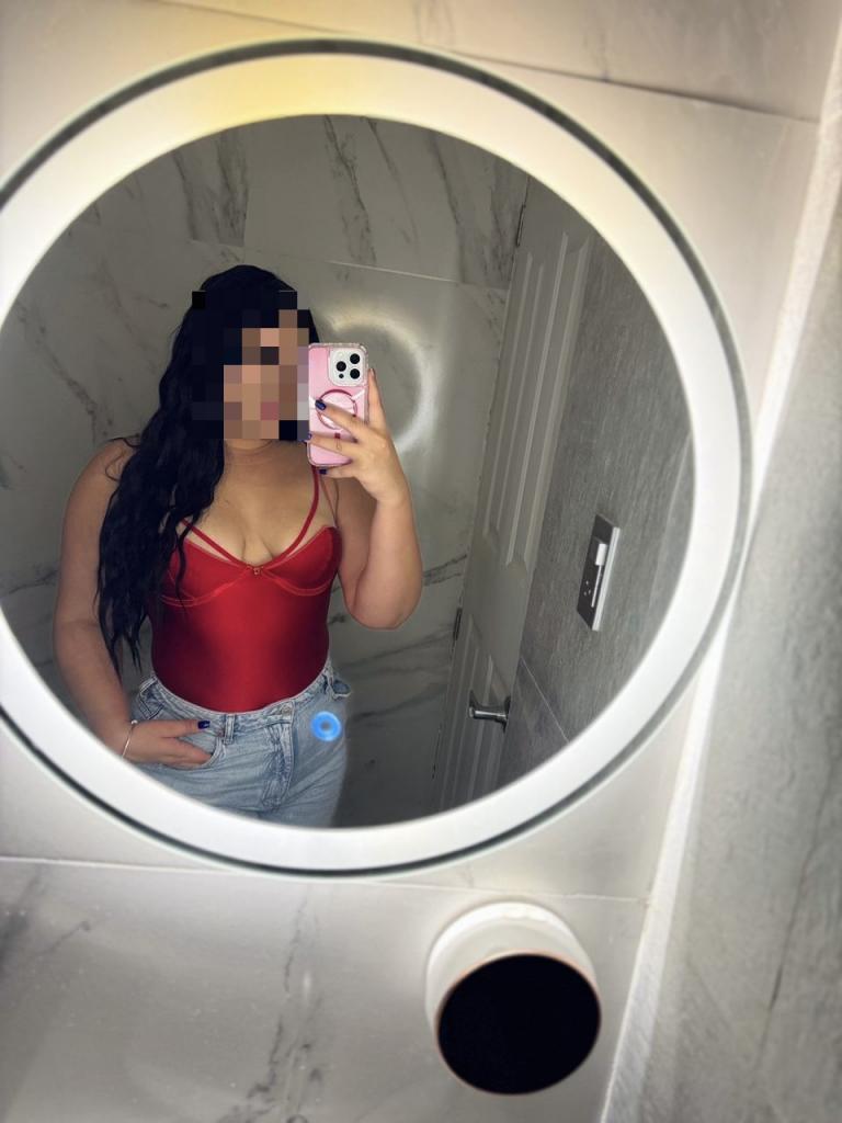 Chica busca chico en Granada: 