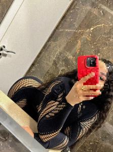 Chica busca chico en Barcelona: 