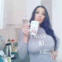 631849711: Transexual en Huelva