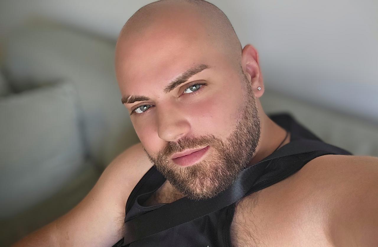 Chico busca chica en Barcelona: 