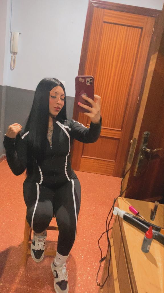 612207802: Chica busca chico en Alicante