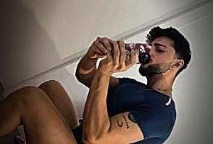 637705099: Chico busca chica en Ceuta