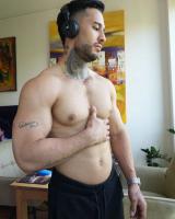 631253830: Chico busca chica en Barcelona