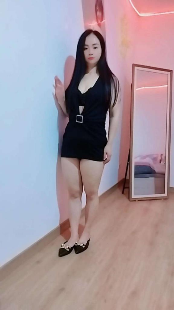 657203336: Chica busca chico en Madrid