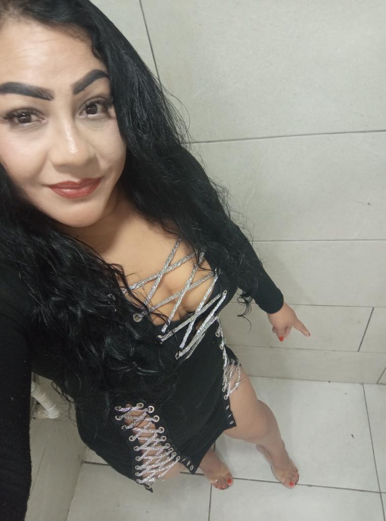 667768737: Chica busca chico en Madrid