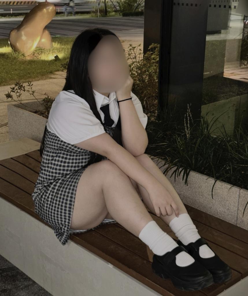 Chica busca chico en Lérida: 