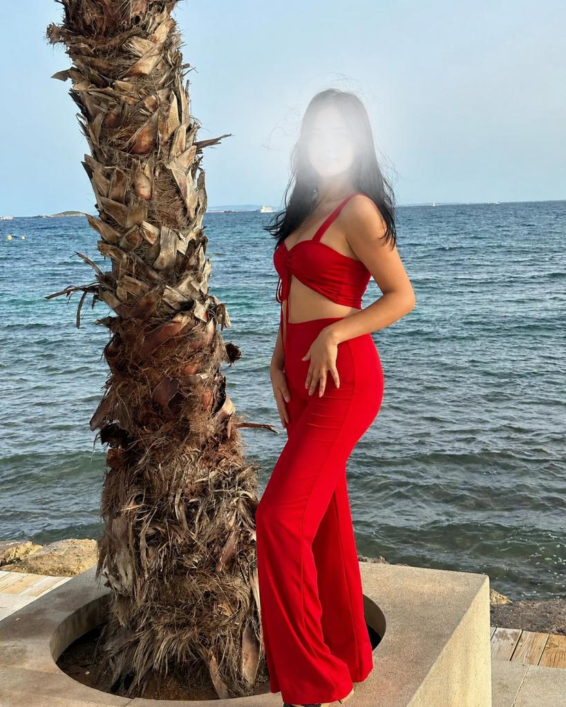 Chica busca chico en Ibiza: 