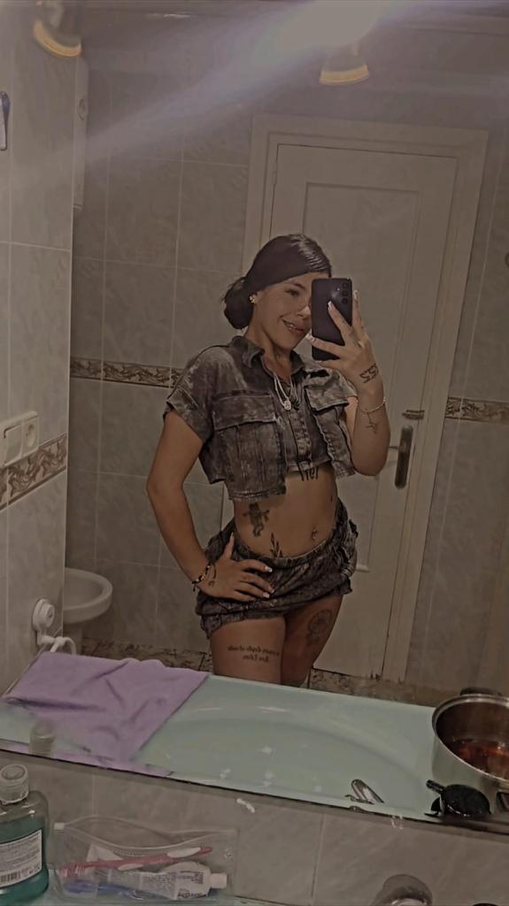 722516170: Chica busca chico en Valencia