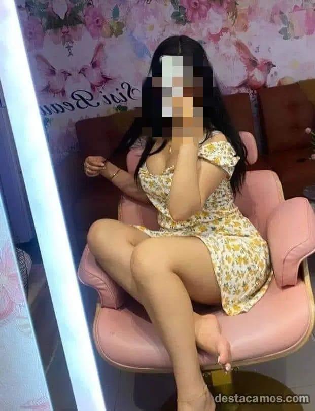674930510: Chica busca chico en Málaga