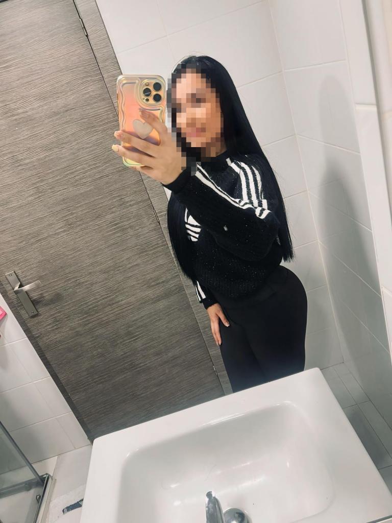 Chica busca chico en Ceuta: 